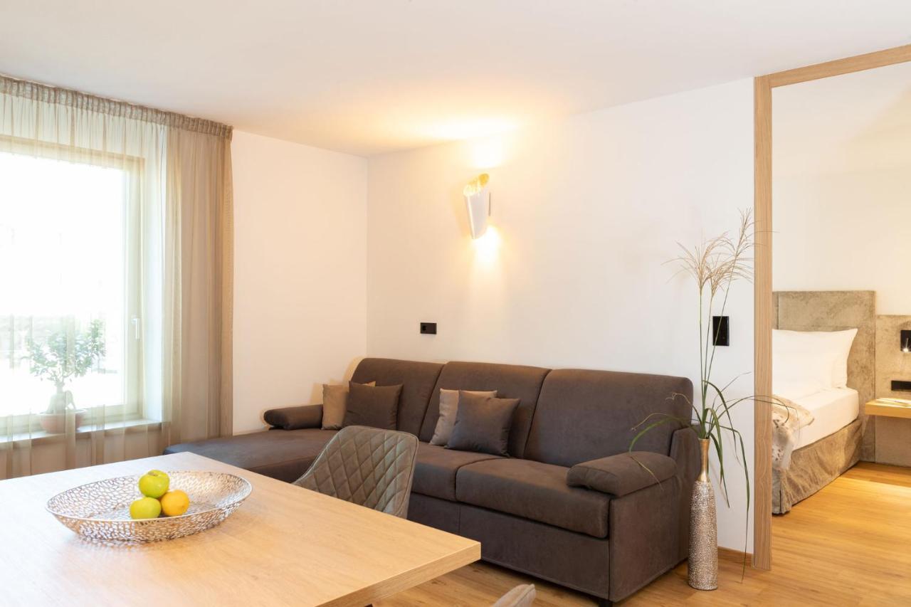 Nice Living Neue- Moderne Apartments Im Herzen Von Brixen - Kostenlose Brixencard - Ideal Fuer Familien, Paare, Geschaeftsreisende Und Allen Urlaubs Hungrigen Exterior foto