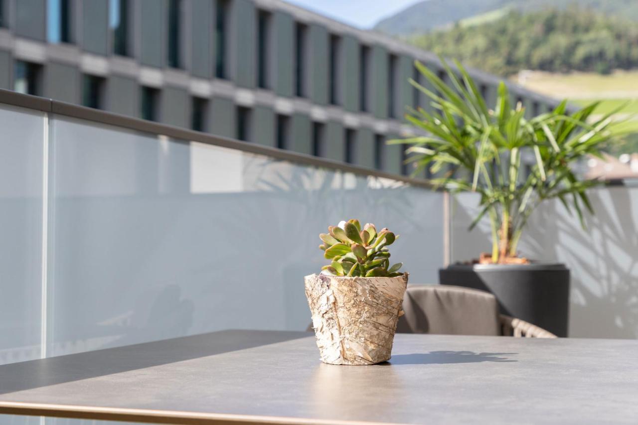 Nice Living Neue- Moderne Apartments Im Herzen Von Brixen - Kostenlose Brixencard - Ideal Fuer Familien, Paare, Geschaeftsreisende Und Allen Urlaubs Hungrigen Exterior foto
