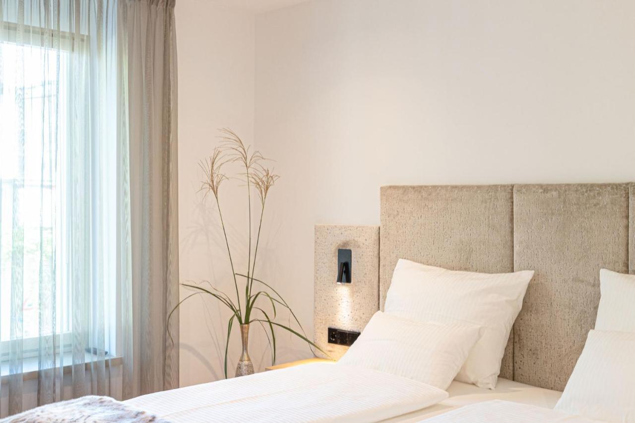 Nice Living Neue- Moderne Apartments Im Herzen Von Brixen - Kostenlose Brixencard - Ideal Fuer Familien, Paare, Geschaeftsreisende Und Allen Urlaubs Hungrigen Exterior foto